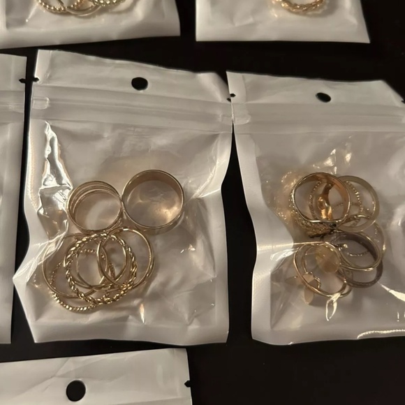 Pack Of 60+ Fashion Rings New - Picture 4 of 5